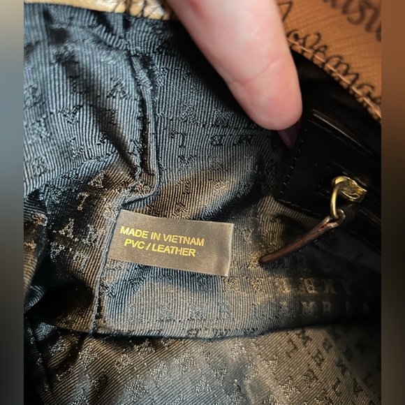 L.A.M.B. Leather crossbody messenger bag - Picture 7 of 10